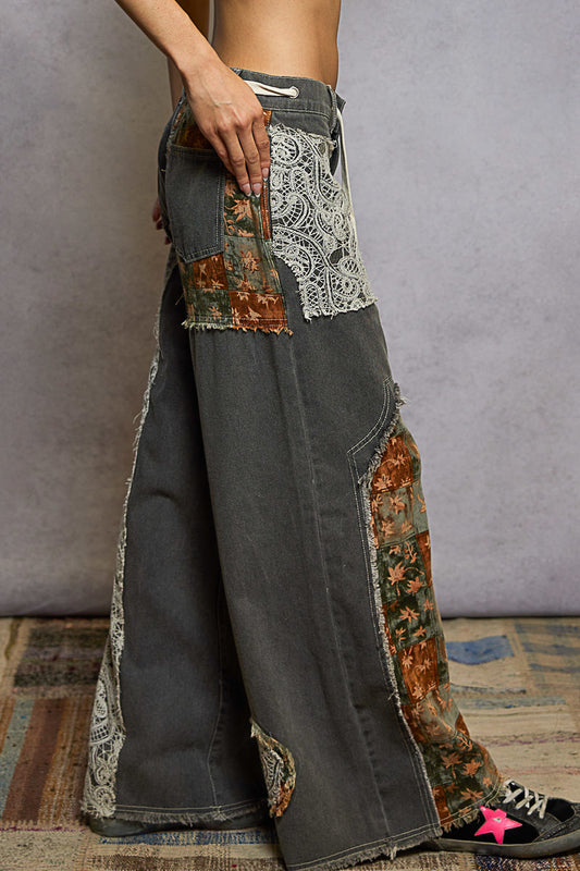 POL Boho Floral & Lace Patchwork Denim Jeans